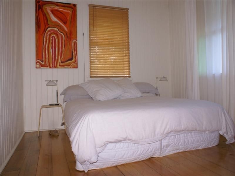 26 Coolana Street, Lota QLD 4179