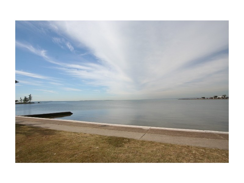 379 Esplanade, Manly QLD 4179