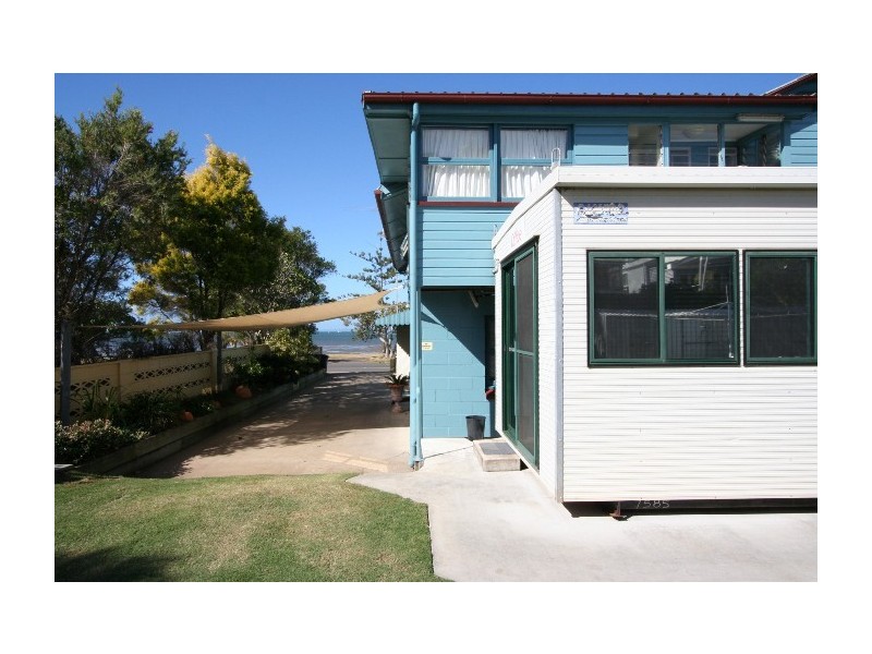 379 Esplanade, Manly QLD 4179