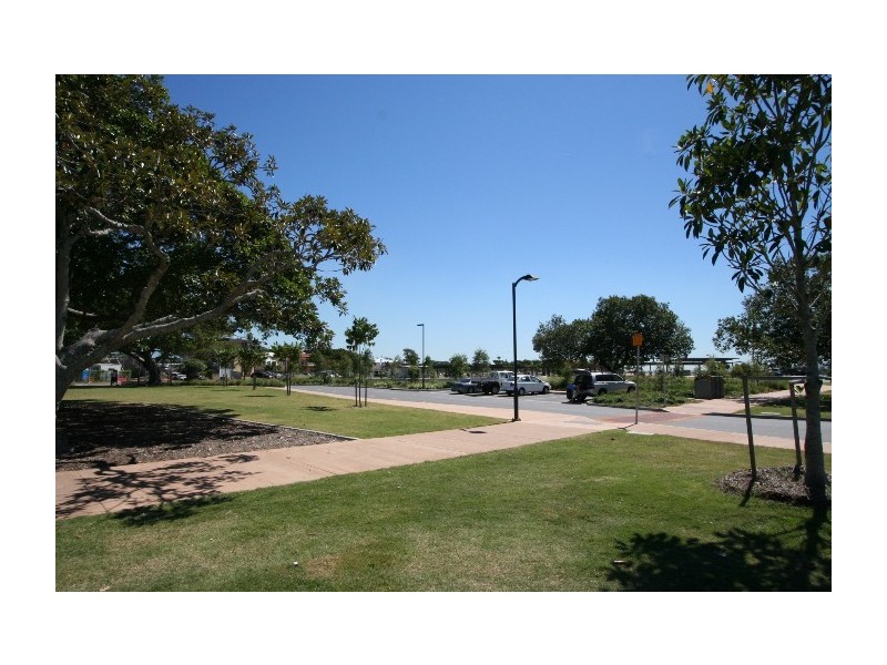 379 Esplanade, Manly QLD 4179