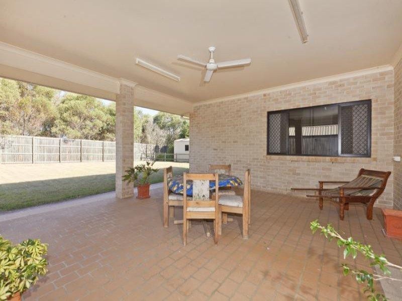 24 Fennessy Close, Wakerley QLD 4154
