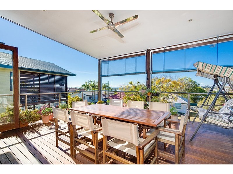 61 Wynnum North Road, Wynnum QLD 4178