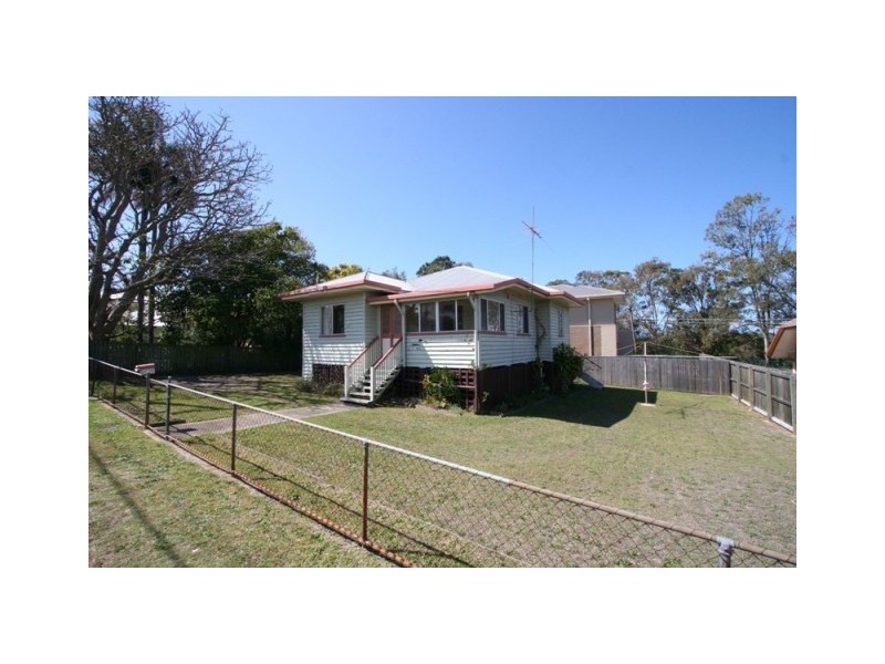 71 Stradbroke Avenue, Wynnum QLD 4178