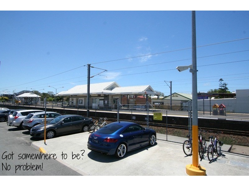 71 Stradbroke Avenue, Wynnum QLD 4178