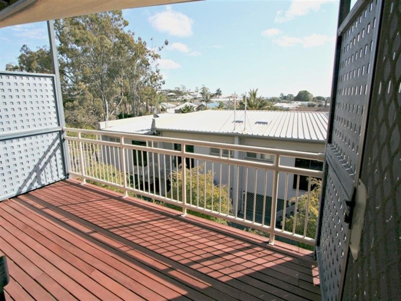 4/11 Arnold Street, Manly QLD 4179