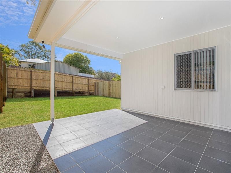 31 Coralie Avenue, Wynnum West QLD 4178