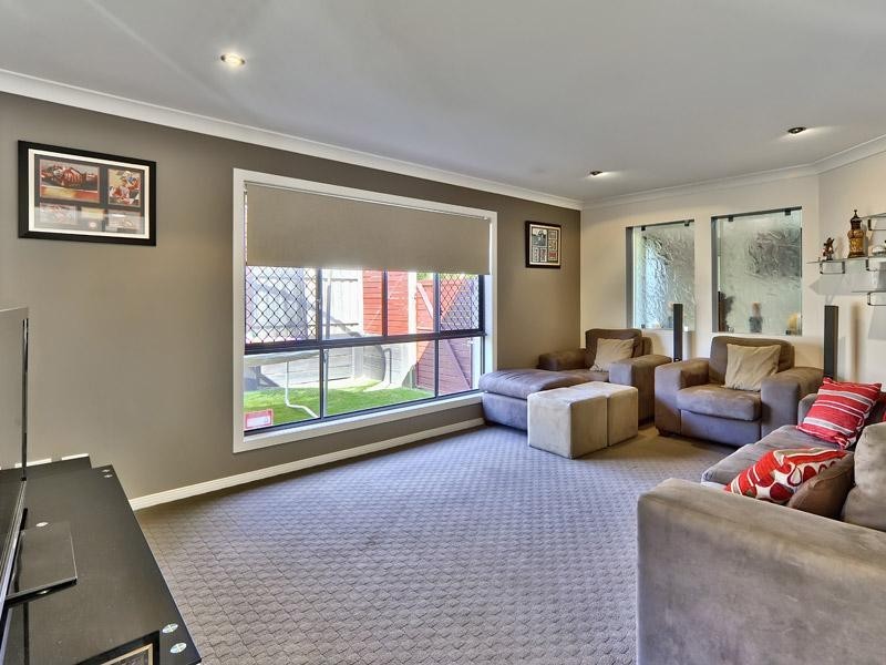 56 Williams Street, Wakerley QLD 4154