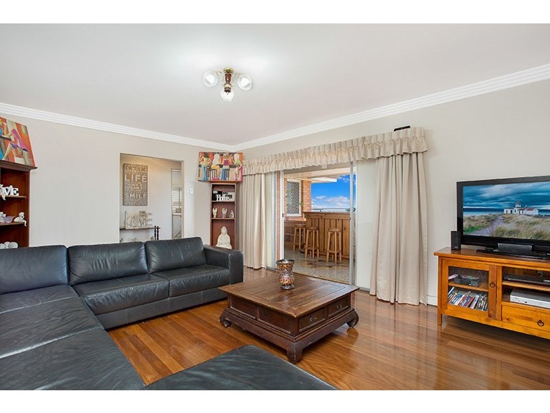 33 Melville Terrace, Wynnum QLD 4178