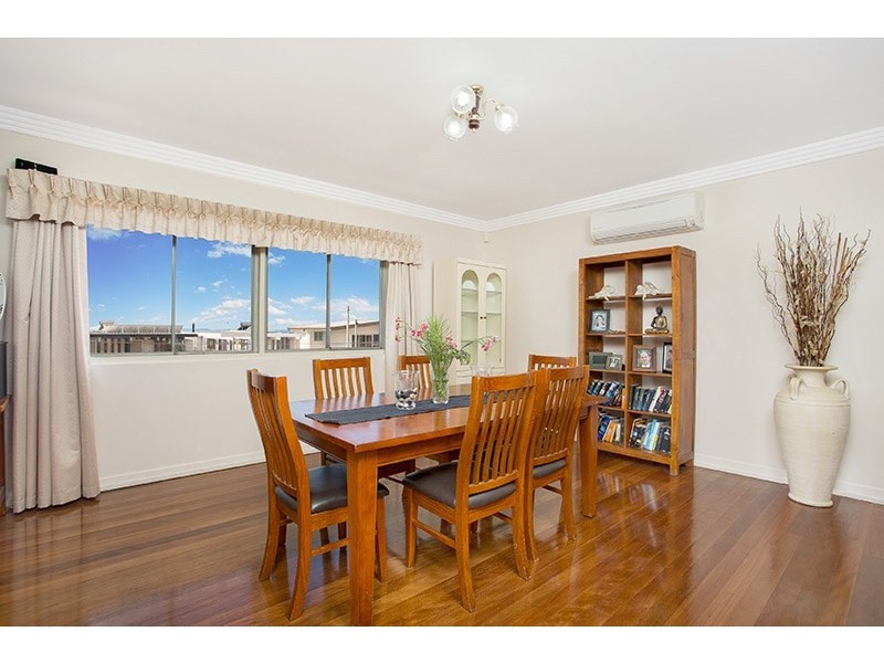 33 Melville Terrace, Wynnum QLD 4178