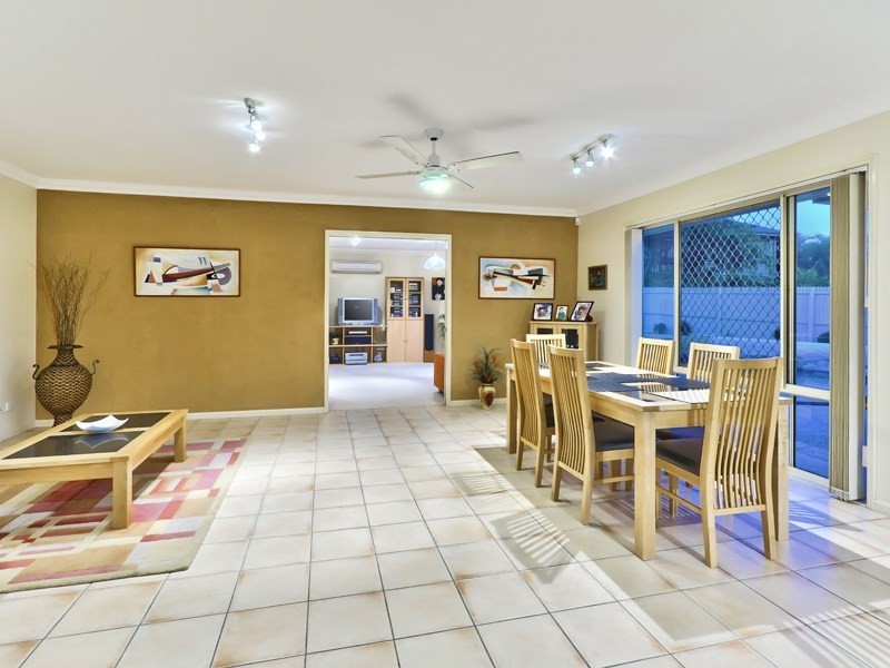 97 Hargreaves Road, Manly West QLD 4179