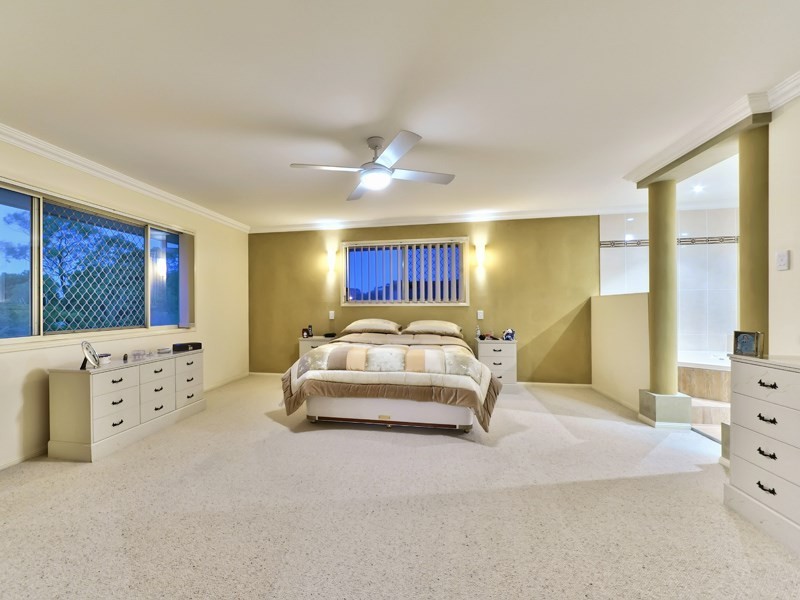 97 Hargreaves Road, Manly West QLD 4179
