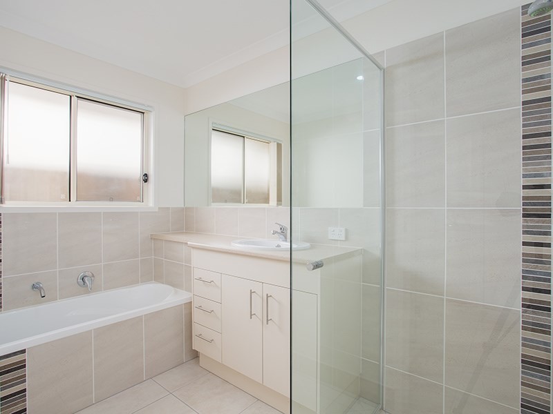 61 Bulgin Avenue, Wynnum West QLD 4178