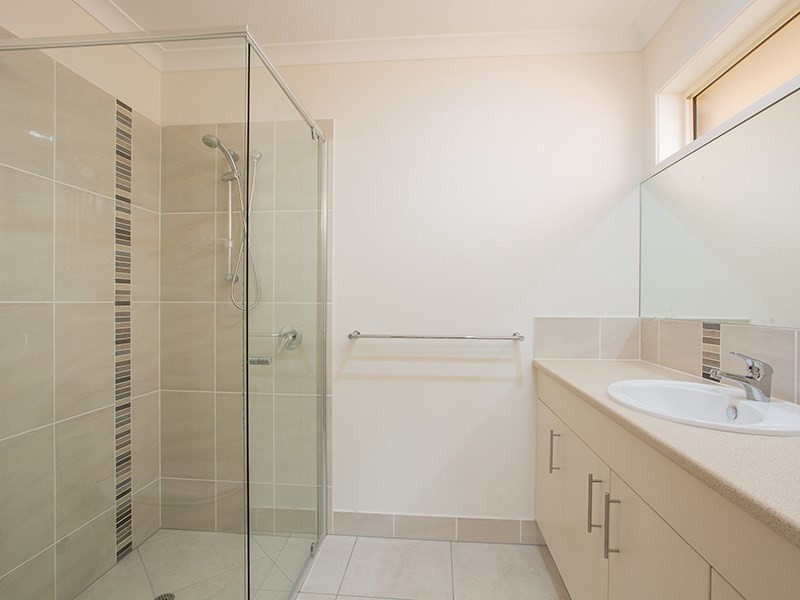 61 Bulgin Avenue, Wynnum West QLD 4178