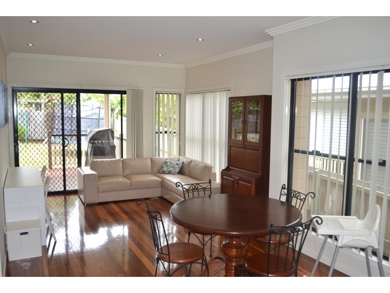 44 Parkview Avenue, Wynnum QLD 4178