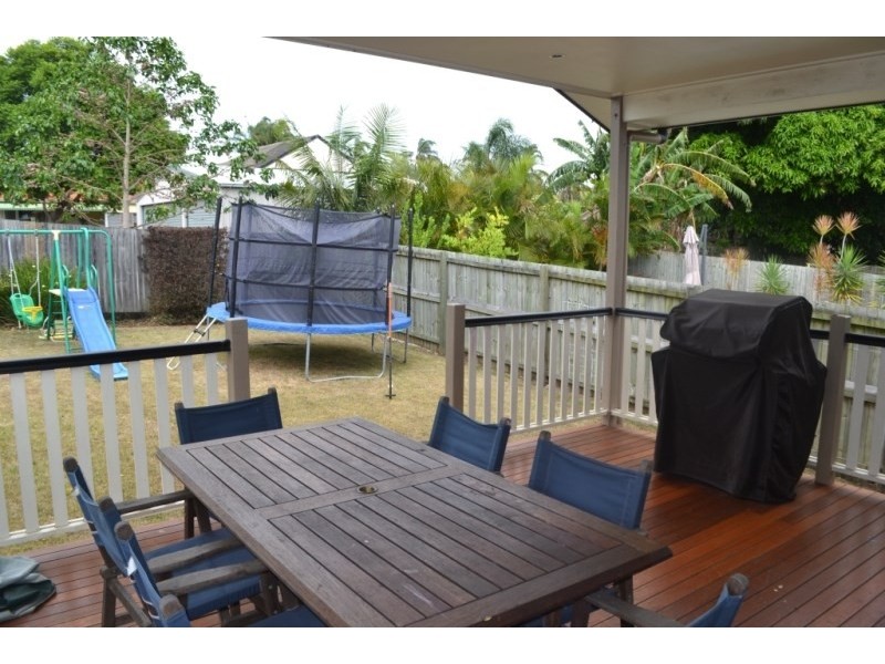 44 Parkview Avenue, Wynnum QLD 4178