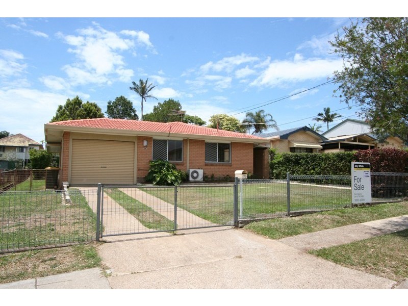 70 Cranleigh Street, Wynnum West QLD 4178