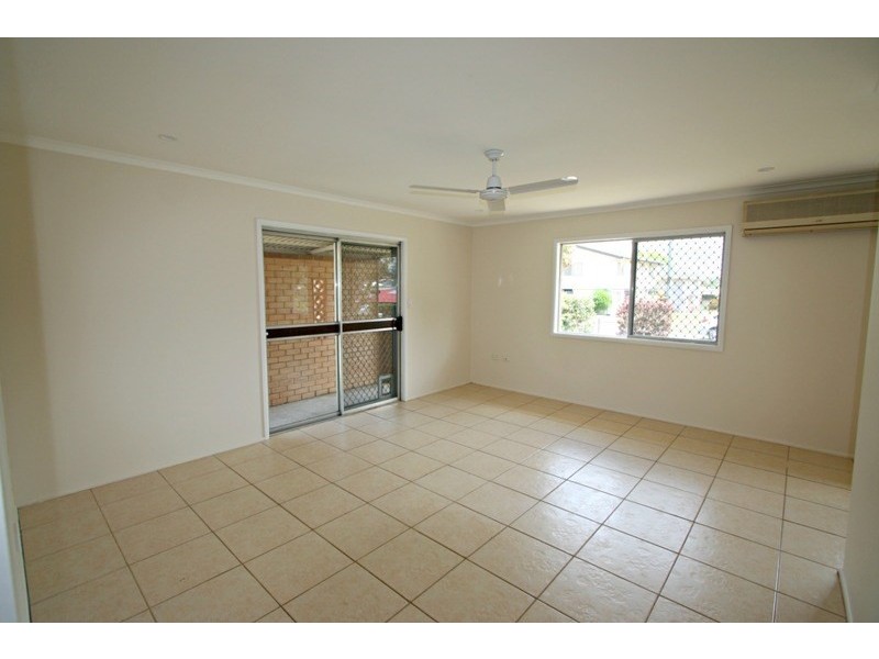 70 Cranleigh Street, Wynnum West QLD 4178