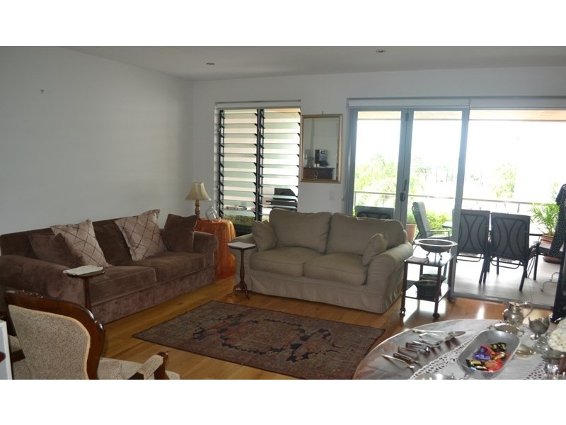 3/435 Esplanade, Manly QLD 4179
