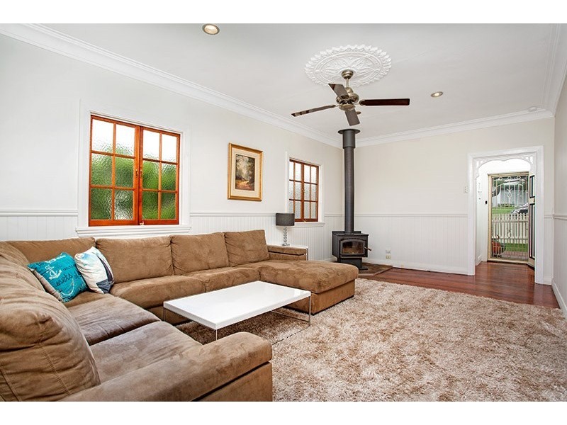 8 Muriel Avenue, Manly West QLD 4179