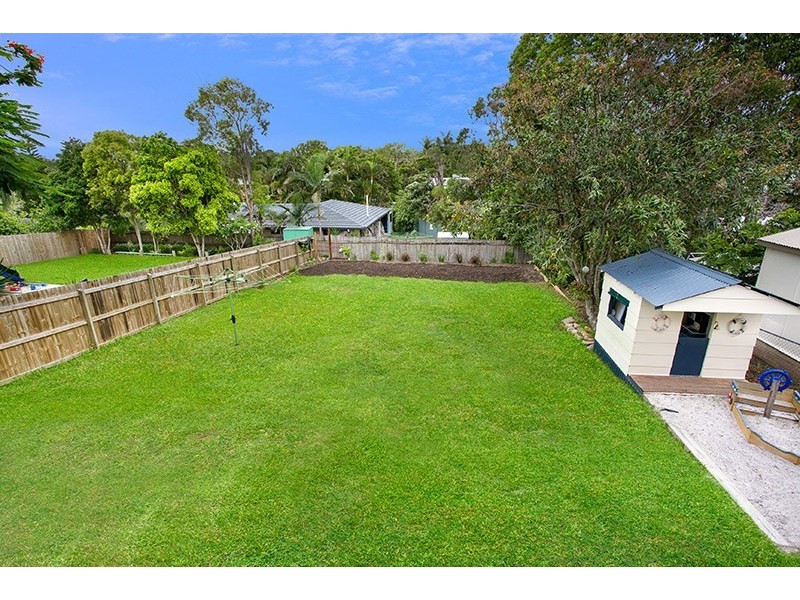 8 Muriel Avenue, Manly West QLD 4179