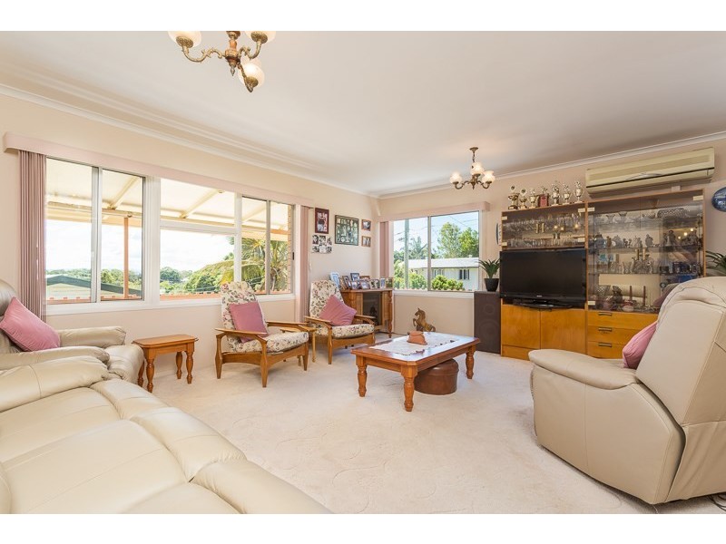 32 Banoon Drive, Wynnum QLD 4178