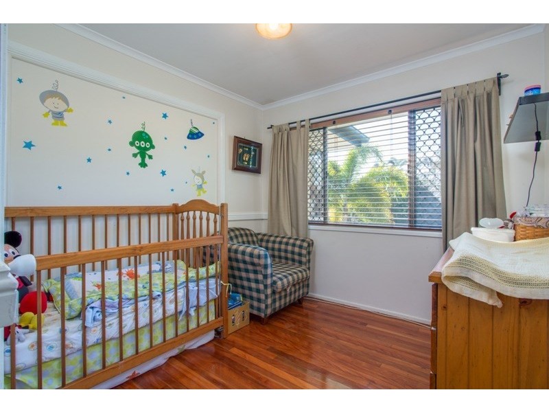 37 Cranston Street, Wynnum West QLD 4178