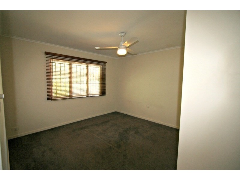 25 Pavlu Street, Wynnum West QLD 4178