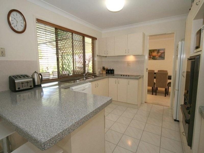 25 Caloundra Street, Manly West QLD 4179