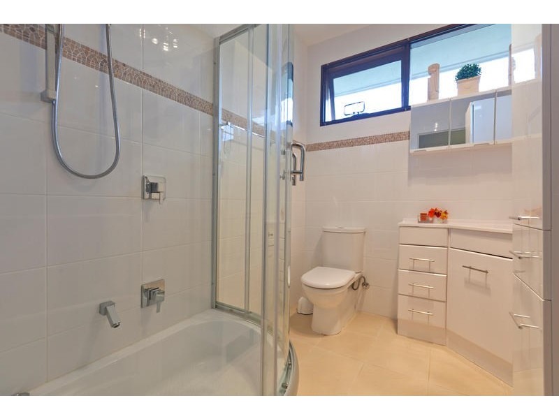 67 Boxgrove Avenue, Wynnum QLD 4178