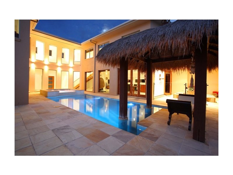 19 John Street, Manly West QLD 4179