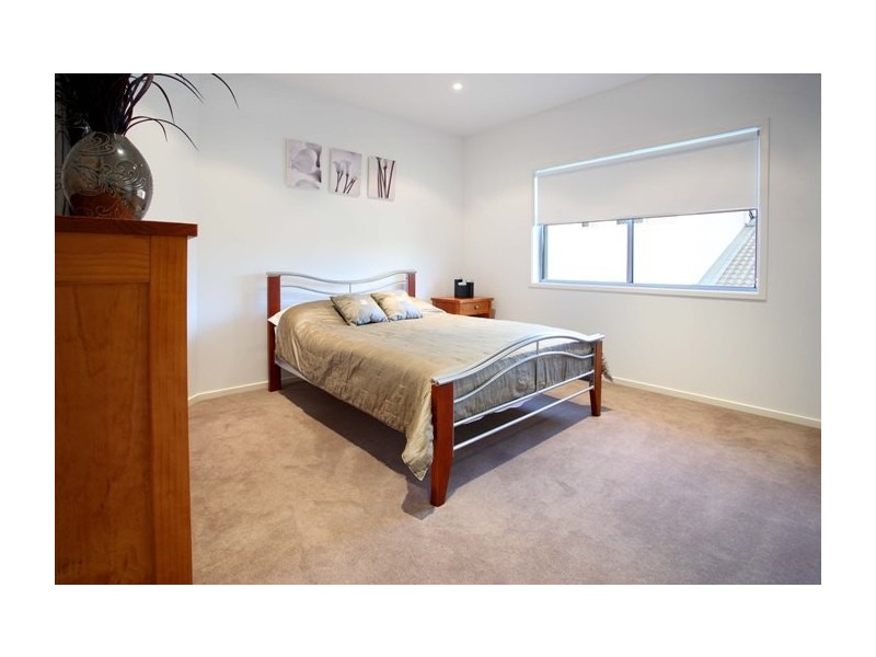 19 John Street, Manly West QLD 4179