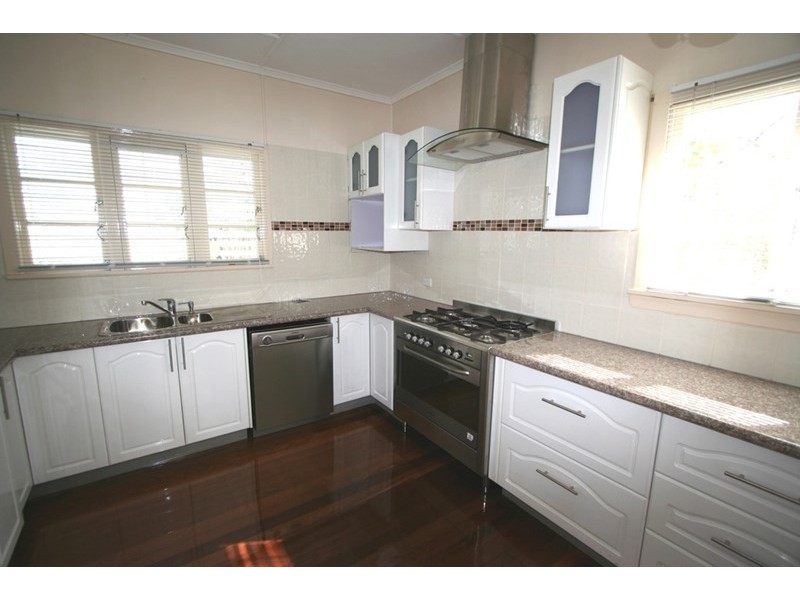 234 Wynnum North Road, Wynnum QLD 4178