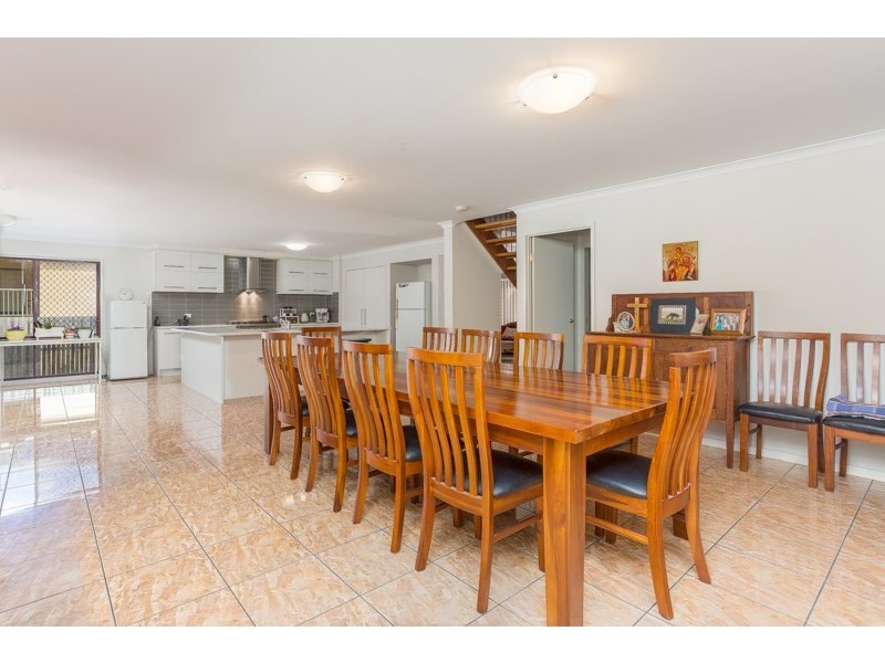 12 Dawson Drive, Manly West QLD 4179