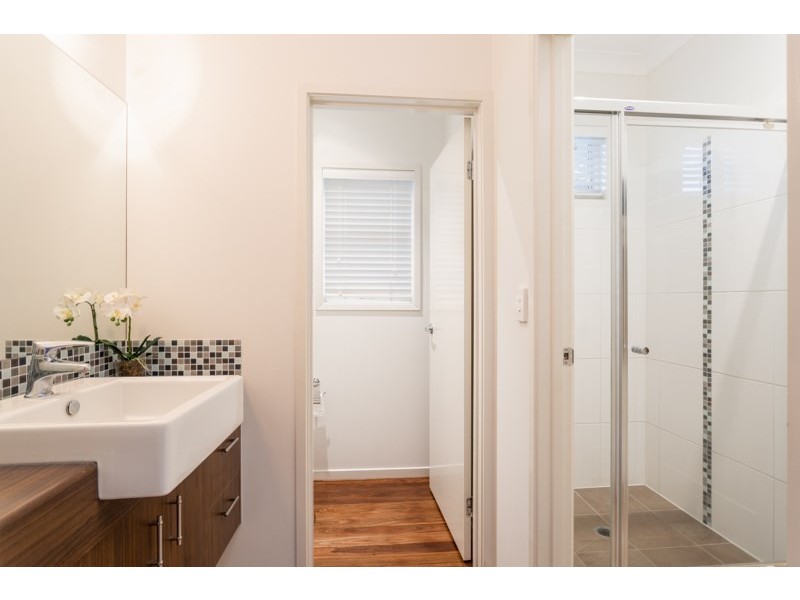 15 Warra Street, Wynnum QLD 4178