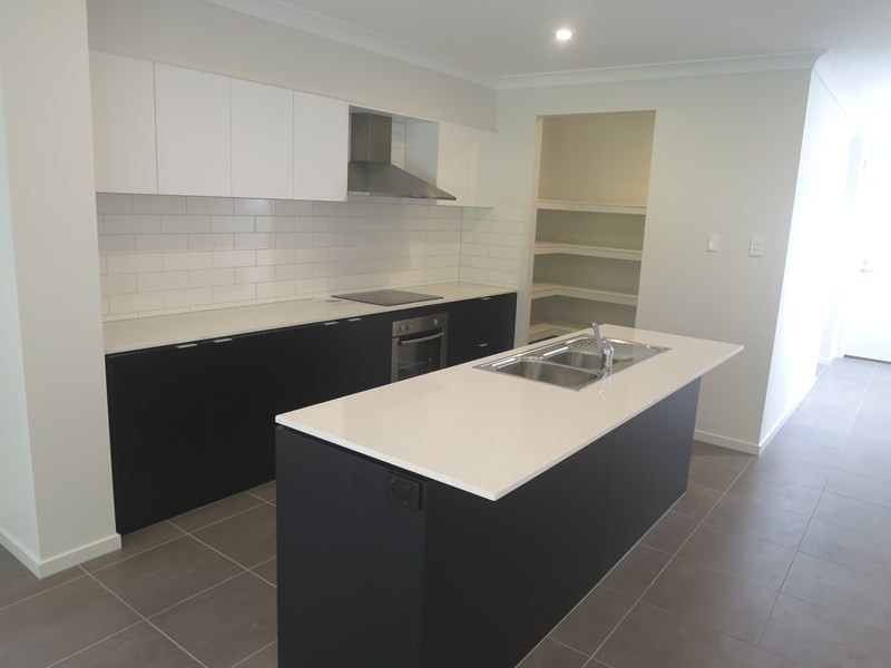 138 Wondall Road, Manly West QLD 4179