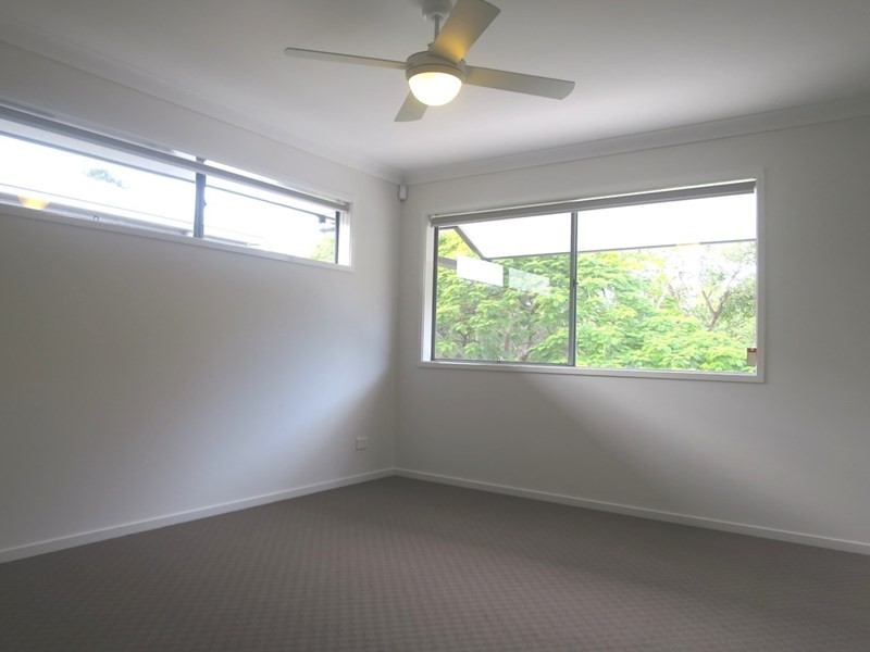 138 Wondall Road, Manly West QLD 4179