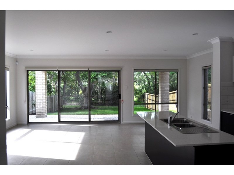 136 Wondall Road, Manly West QLD 4179