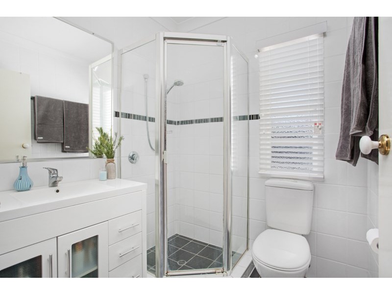 104 Whites Road, Manly West QLD 4179