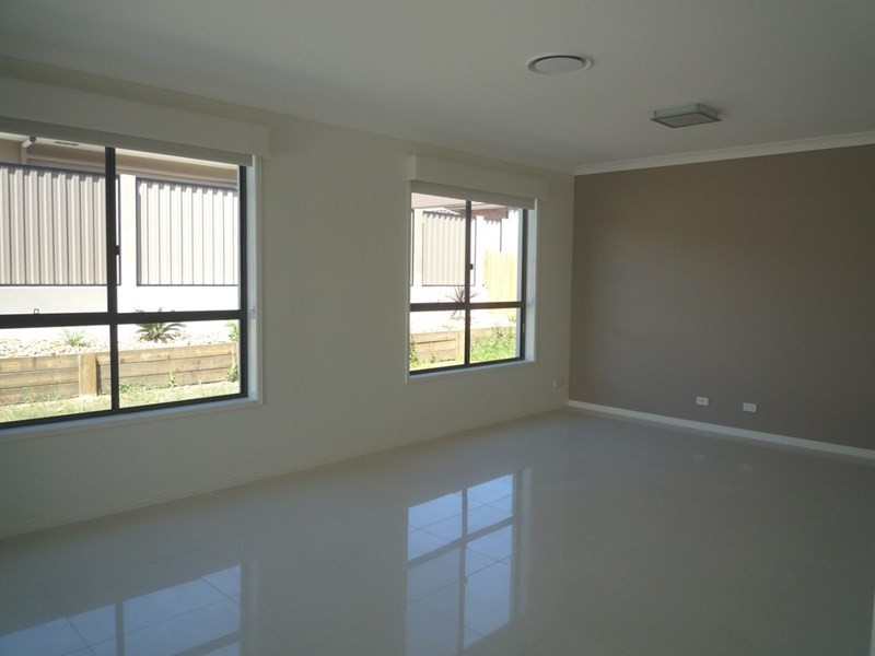 25 Senden Crescent, Manly West QLD 4179