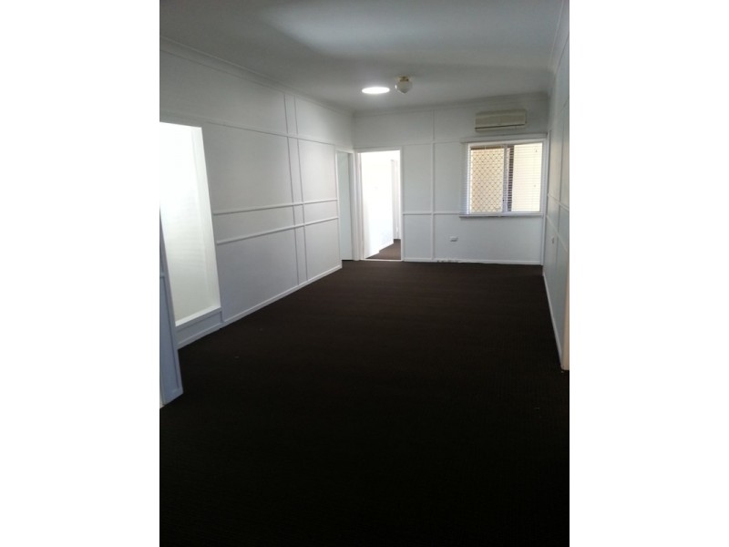 17 Jeays Street, Scarborough QLD 4020