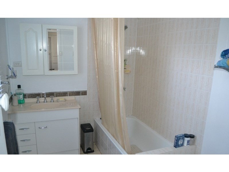 17 Jeays Street, Scarborough QLD 4020