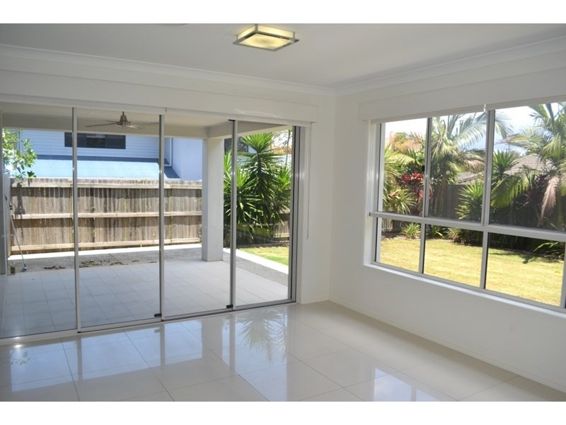 30 Bridgewater Place, Lota QLD 4179