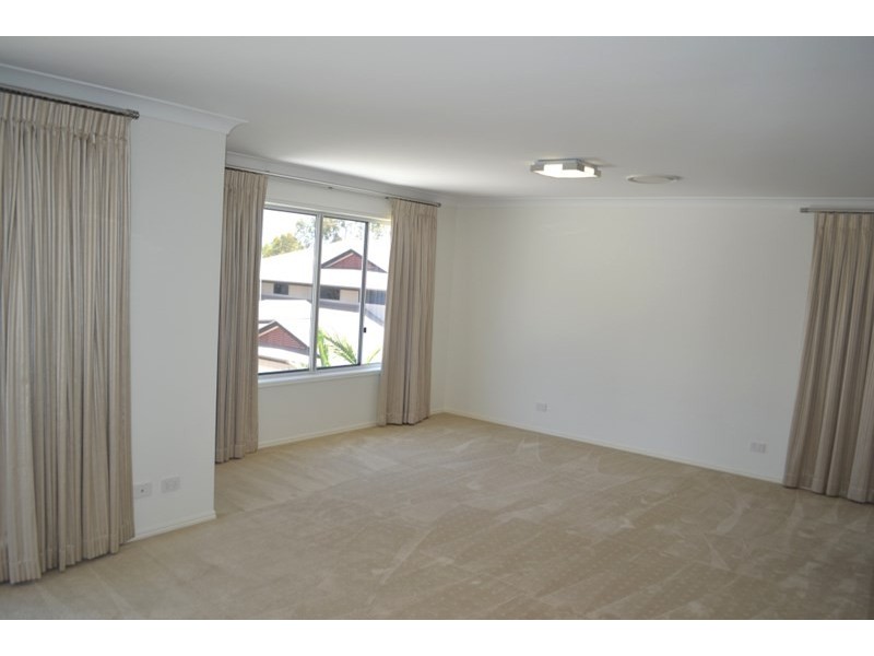 30 Bridgewater Place, Lota QLD 4179