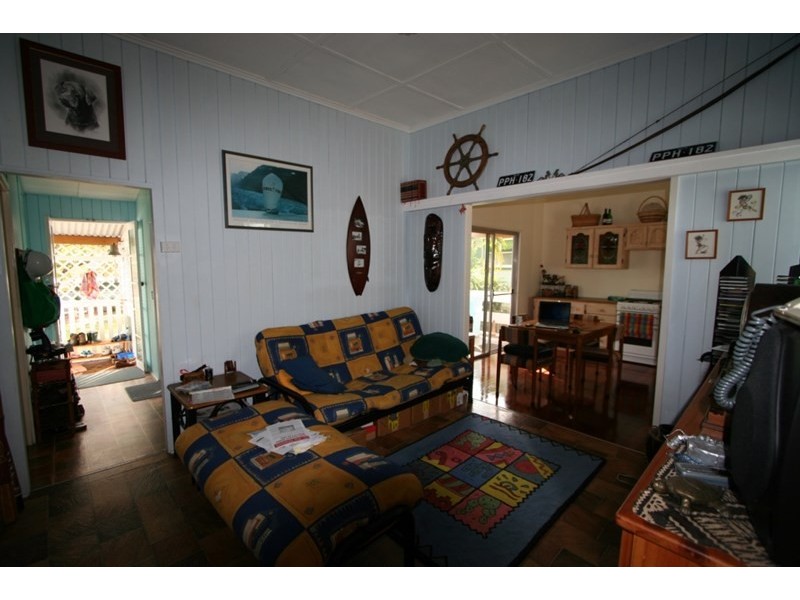 17 Coolana Street, Lota QLD 4179