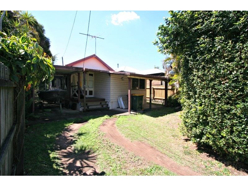 61 Cobar Street, Lota QLD 4179