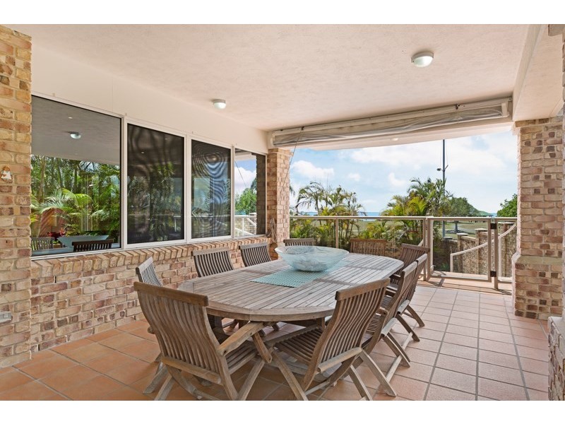 12 Commodore Drive, Birkdale QLD 4159