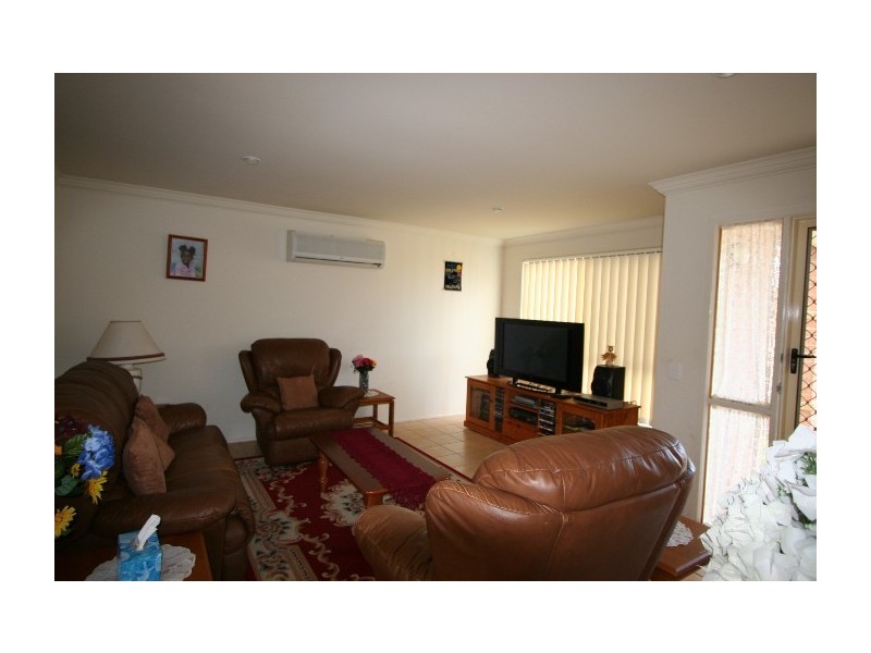 7 Holland Crescent, Wynnum West QLD 4178