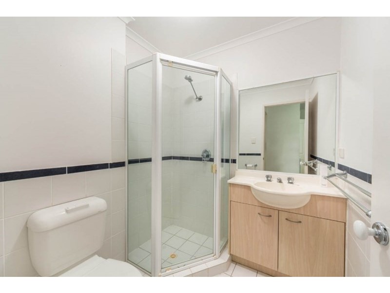 16/26 Yamboyna Street, Manly QLD 4179