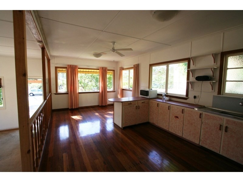 20 Ian Street, Thorneside QLD 4158