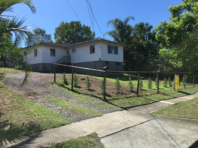 335 Whites Road, Lota QLD 4179